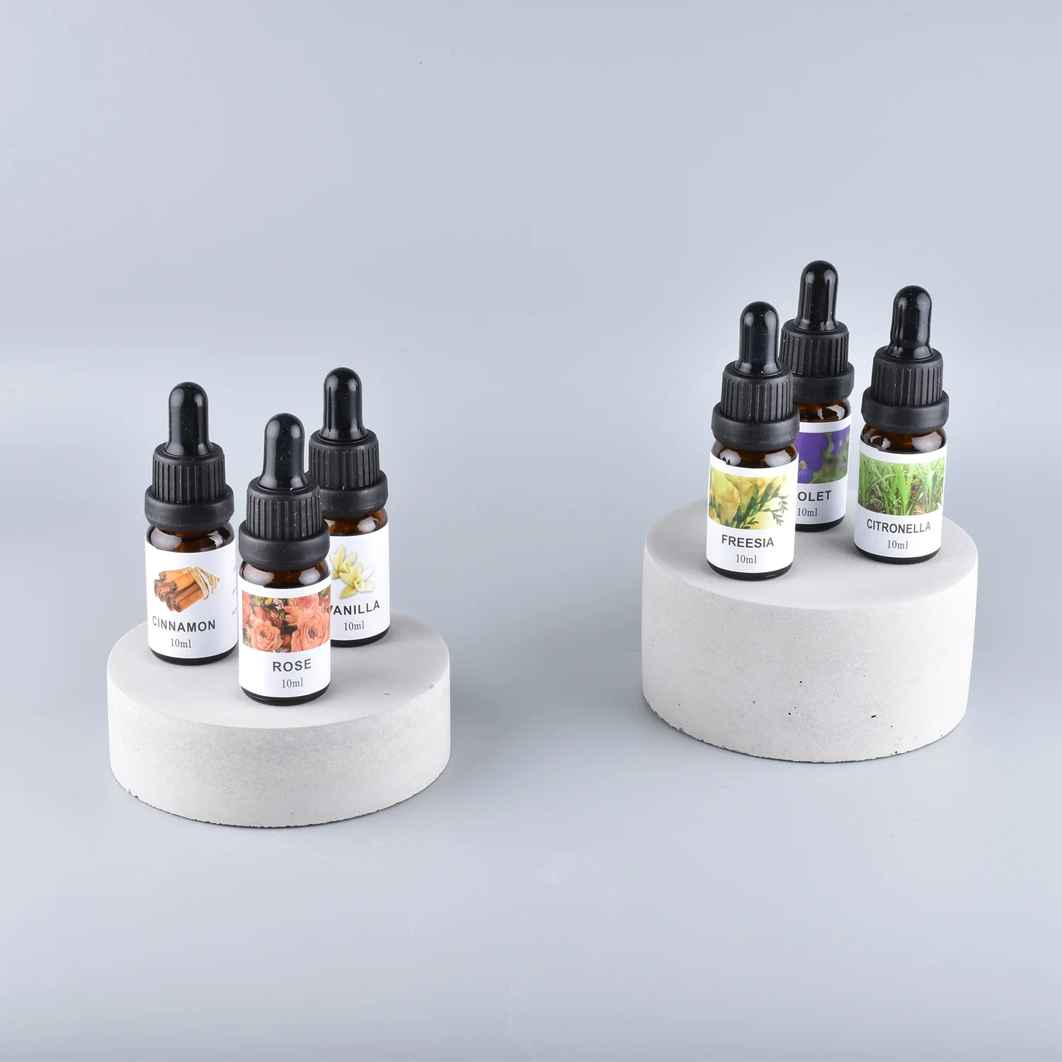 12 Piece Set of Aroma Oils - Image 5