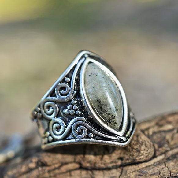 Awakening Labradorite Ring - Image 11