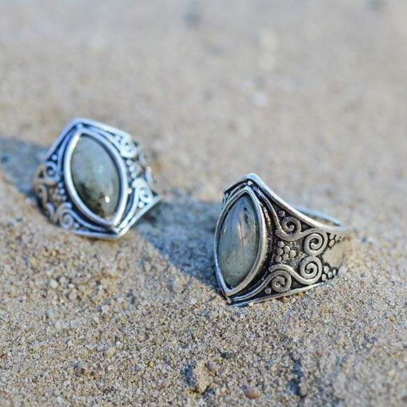 Awakening Labradorite Ring - Image 9