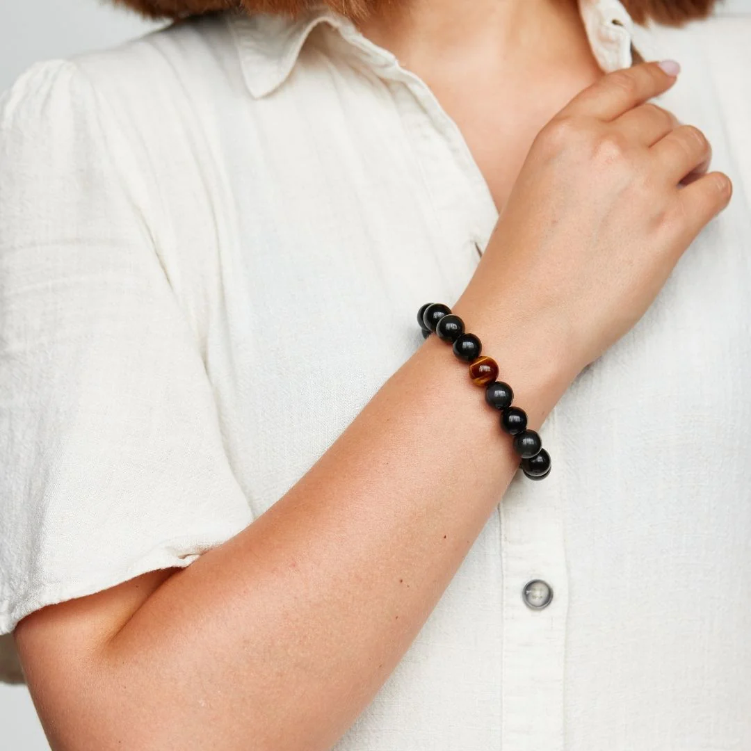 Black Onyx And Tiger's Eye Bracelet - Image 3