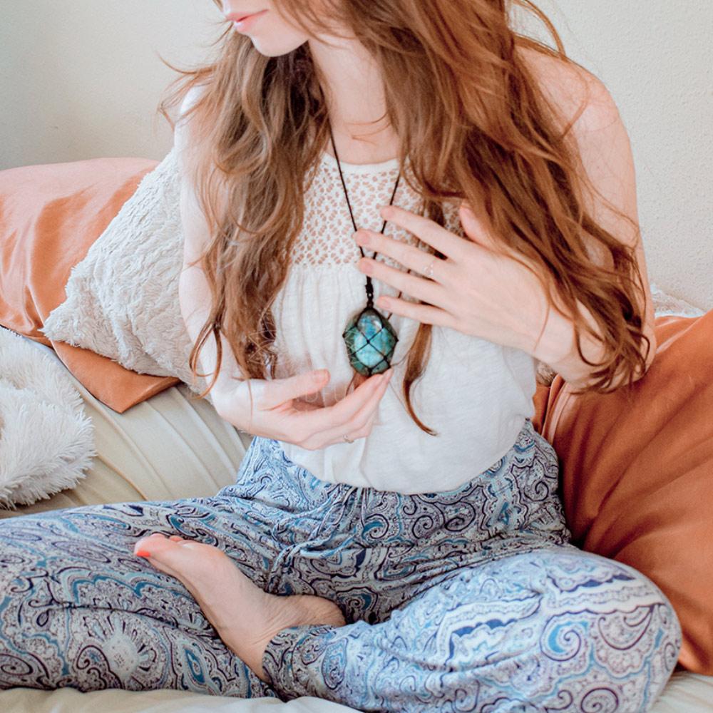 Dragon's Heart Labradorite Necklace - Image 5