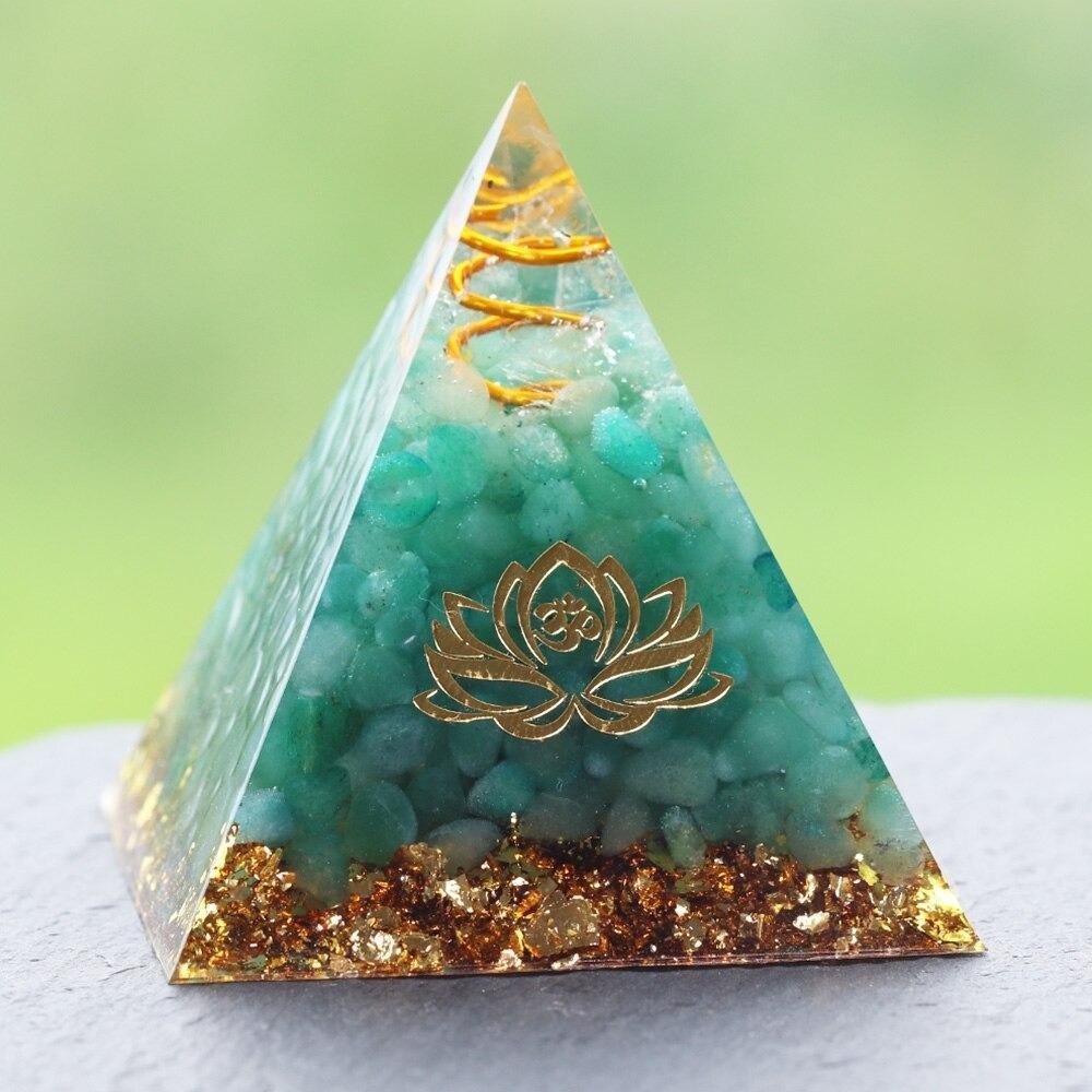 EMF Green Aventurine Stone Orgone Pyramid - Image 3