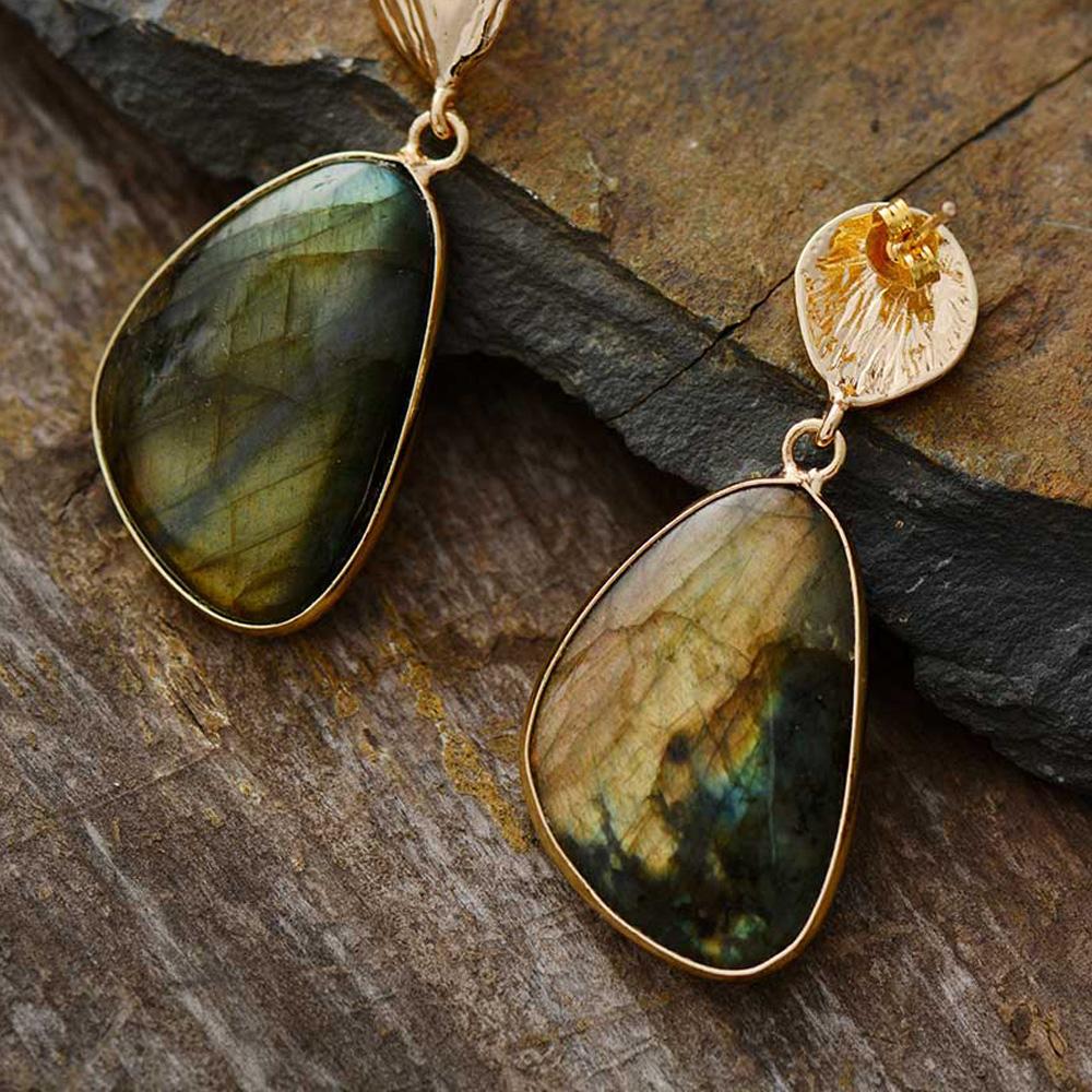 Handmade Labradorite Earrings - Image 2