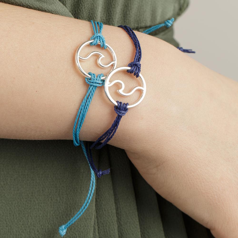 Handmade Ocean Wave Bracelet - Image 3