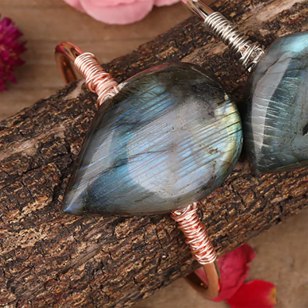 Labradorite Crystal Teardrop Bracelet - Image 9