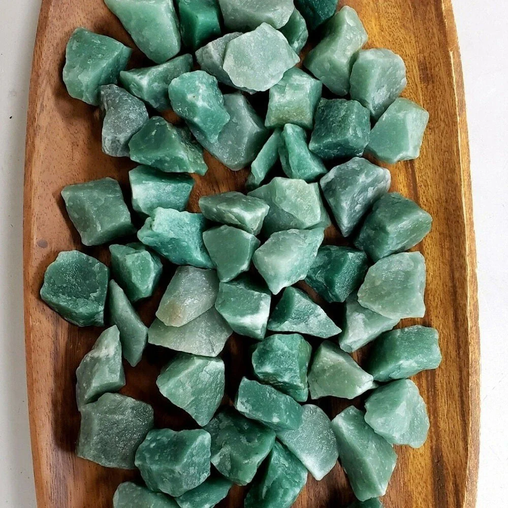 Raw Green Aventurine Stones - Image 4