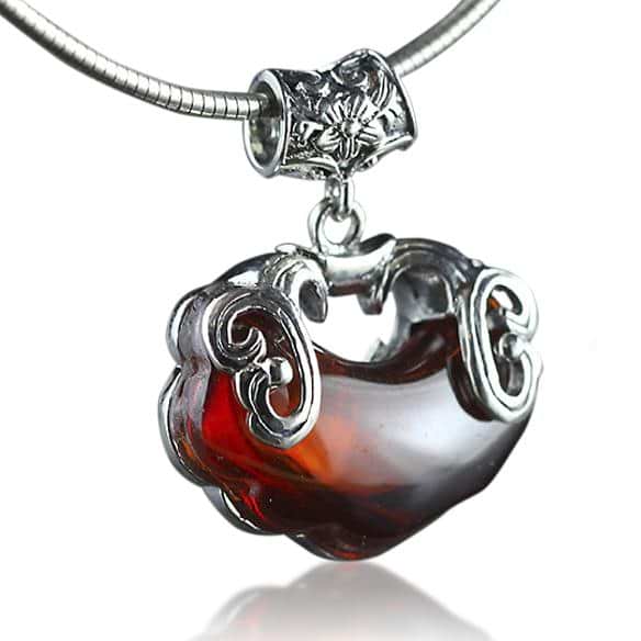 Red Heart Garnet Necklace - Image 4