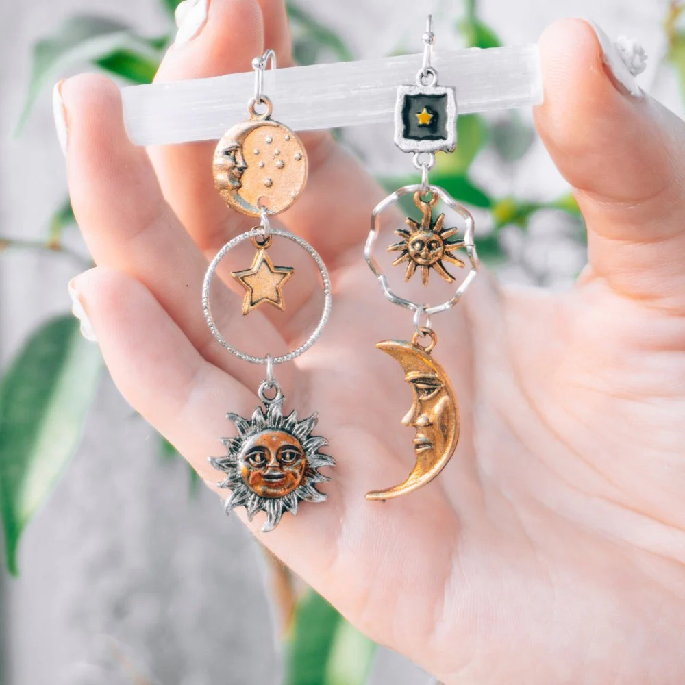 Vintage Sun and Moon Earrings - Image 9